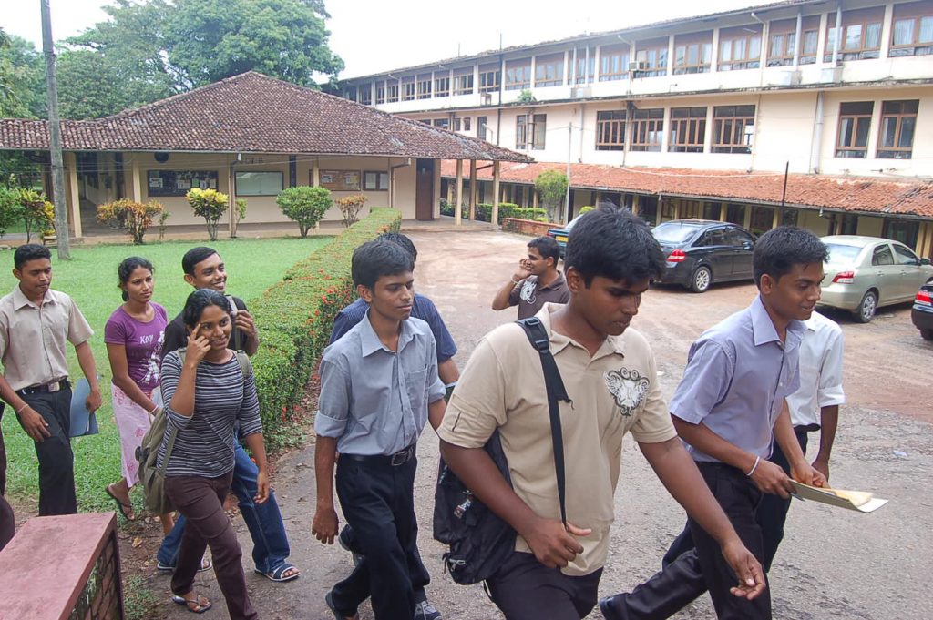 Can a full-time state university student follow another degree?